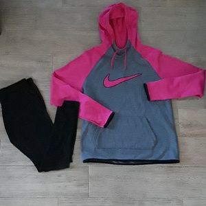 Nike Therma-Fit insulated Cowl Neck Hoodie